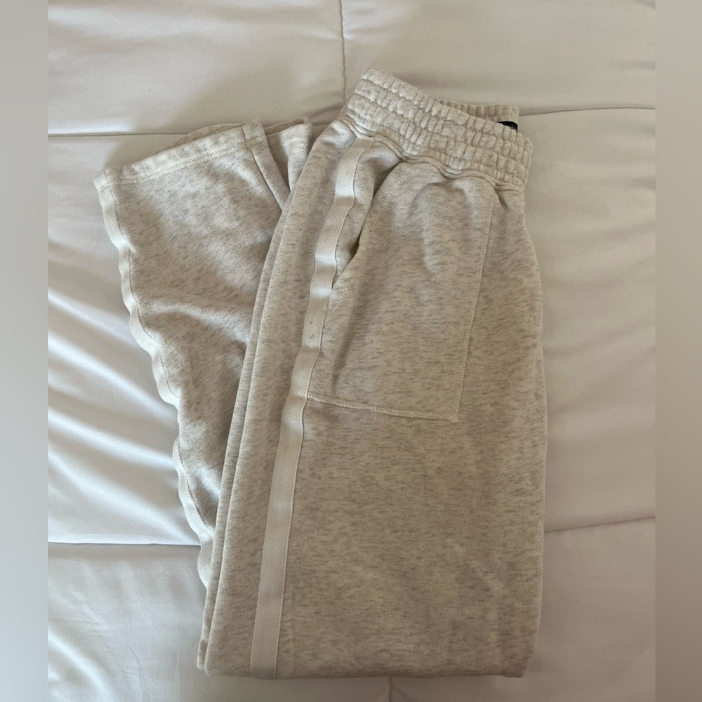 Abercrombie side stripe straight leg sweatpants